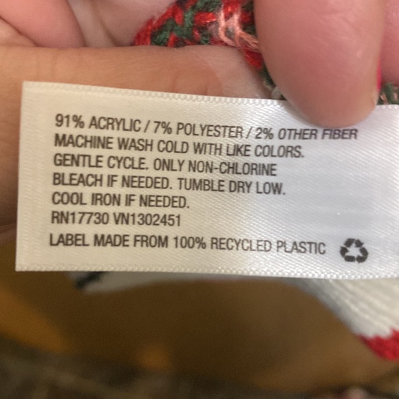 Mossimo floral sweater size medium - Picture 8 of 8